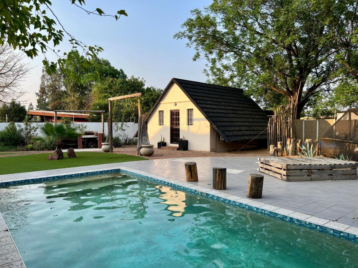Cosy City Cottage Gaborone Buitenkant foto