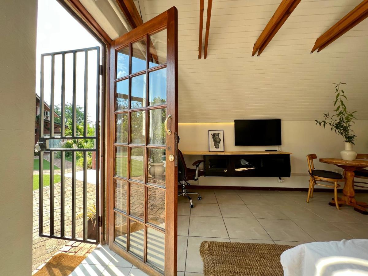 Cosy City Cottage Gaborone Buitenkant foto